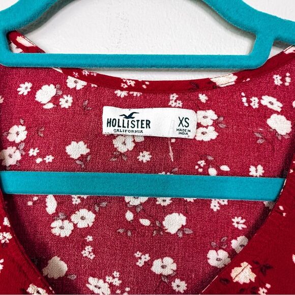 Hollister Red Floral Print Long Sleeve Cropped Top Size XS - Picture 3 of 5